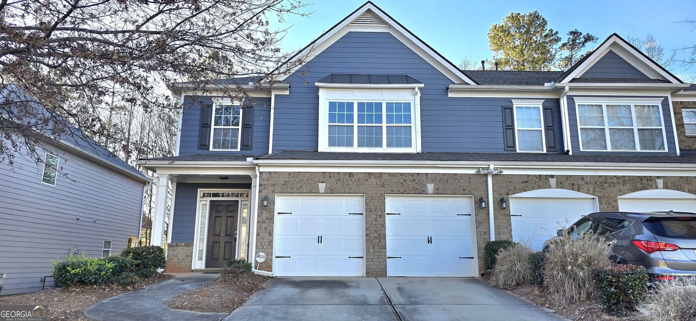 69 Tahoe Dr in Newnan, GA - Building Photo