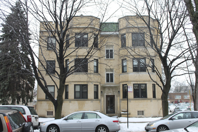 4056 N Harding Ave in Chicago, IL - Building Photo - Building Photo