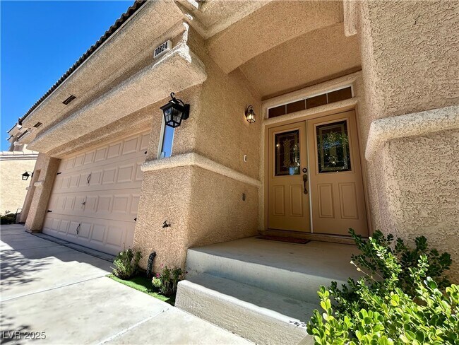 10824 Vineyard Pass St in Las Vegas, NV - Building Photo - Building Photo