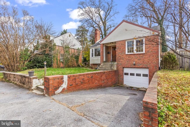 property at 4 Franklin Ave