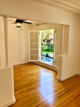 344 1/2 N Sycamore Ave in Los Angeles, CA - Building Photo - Building Photo