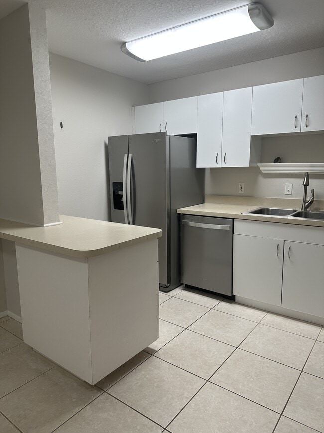 1880 Long Iron Dr in Rockledge, FL - Building Photo - Building Photo