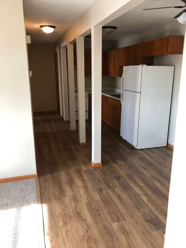 1717 N 28th St Apartments and Nearby Superior Apartments For Rent