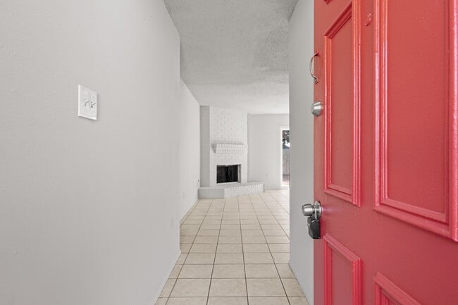 16331 Paso Hondo Dr in Houston, TX - Building Photo - Building Photo