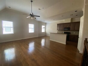 6353 Richmond Ave. in Houston, TX - Building Photo - Building Photo