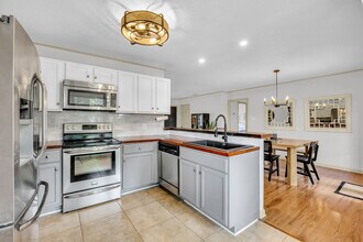 2119 Walz Dr in Savannah, GA - Building Photo - Building Photo
