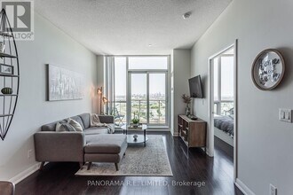 205-2205 Sherway Gardens Rd in Toronto, ON - Building Photo - Building Photo