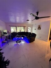710 N 66 Terrace in Hollywood, FL - Building Photo - Building Photo