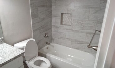 117 Yorkshire Dr in Cedar Hill, TX - Building Photo - Building Photo