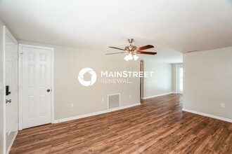 4486 Pike Ave in Sarasota, FL - Foto de edificio - Building Photo