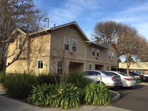 1149 W 3rd St in Chico, CA - Building Photo - Building Photo