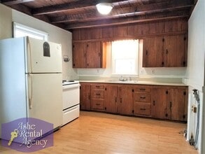 1065 Conley Cheek Rd in Fleetwood, NC - Building Photo - Building Photo