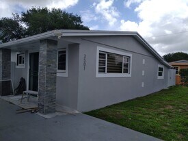3501 NW 209th Ter in Miami Gardens, FL - Building Photo
