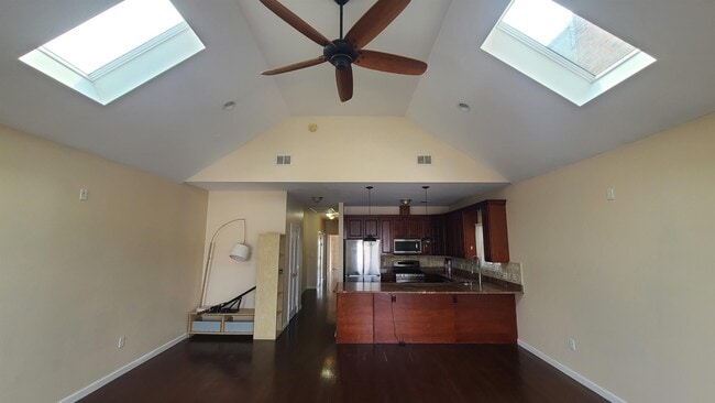 43 Ravine Ave in Jersey City, NJ - Building Photo - Building Photo