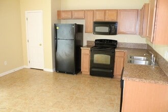 6852 Misty View Dr in Jacksonville, FL - Building Photo - Building Photo
