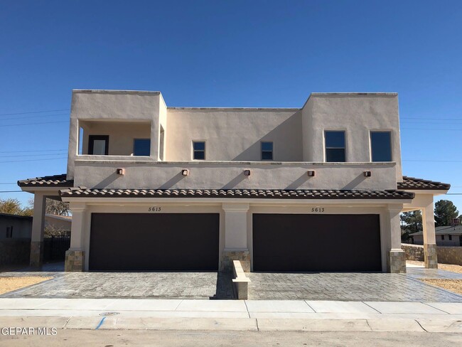 5613 Secondwood Pl in El Paso, TX - Building Photo - Building Photo