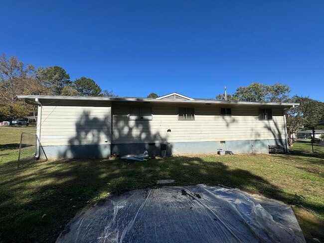 809 Lynn Ln in Rossville, GA - Foto de edificio - Building Photo