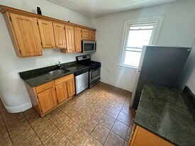 23 Pratt St, Unit 2 in Boston, MA - Building Photo