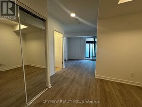 8188 Yonge St in Vaughan, ON - Building Photo - Building Photo