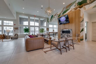 The Laurel in Jenks, OK - Building Photo - Lobby