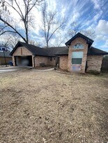 11114 Marcella Cir in Tyler, TX - Building Photo