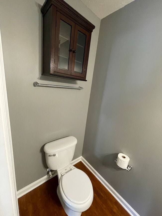 7935 Bombay Ln in Indianapolis, IN - Building Photo - Building Photo