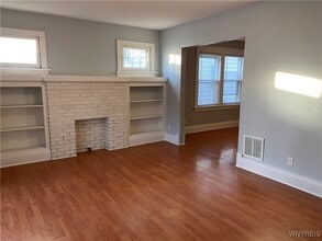 15 Stratford Rd in Buffalo, NY - Building Photo - Building Photo