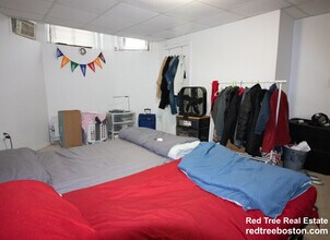 242 Hemenway St, Unit b6 in Boston, MA - Building Photo - Building Photo
