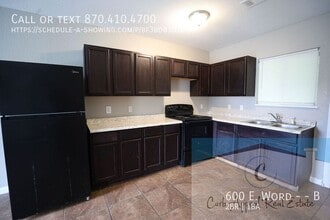 600 E Word Ave in Jonesboro, AR - Building Photo - Building Photo