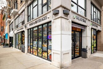 400 Bedford Ave in Brooklyn, NY - Building Photo - Building Photo