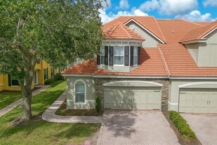 7126 Regina Way in Orlando, FL - Building Photo