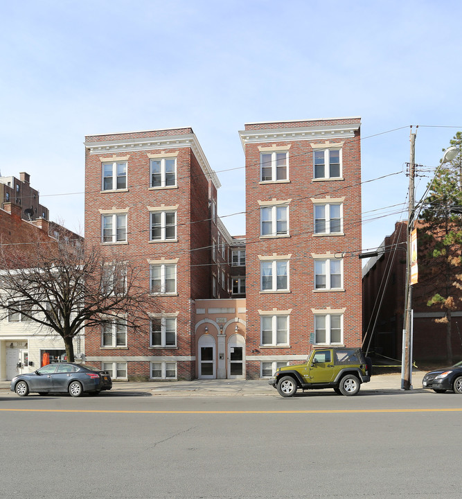 Boulevard Apartments Llc in Albany, NY - Building Photo