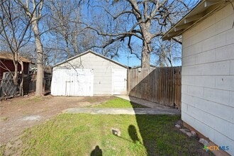 875 Porter St in New Braunfels, TX - Building Photo - Building Photo