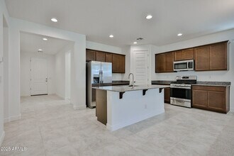 8747 W Colter St in Glendale, AZ - Building Photo - Building Photo