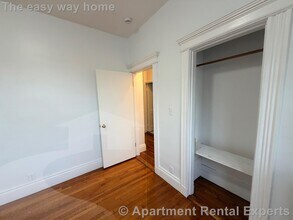 72 Kirkland St in Cambridge, MA - Foto de edificio - Building Photo