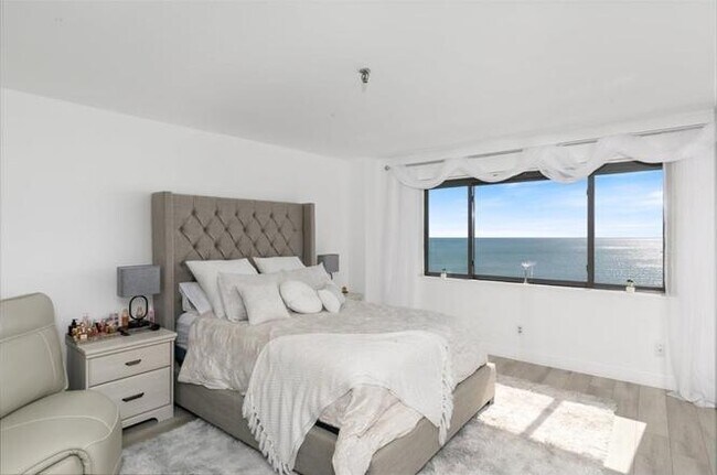 376 Ocean View Ave in Revere, MA - Building Photo - Building Photo