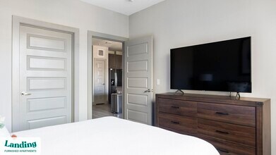 6107 E Riverside Dr, Unit 261 in Austin, TX - Building Photo - Building Photo