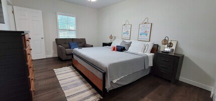 1616 20th St SW in Vero Beach, FL - Foto de edificio - Building Photo