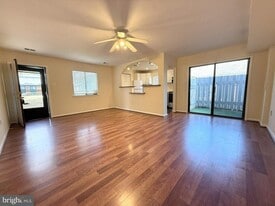 8684 Inyo Pl in Manassas Park, VA - Building Photo