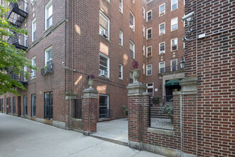 720 W 173rd St in New York, NY - Building Photo - Building Photo