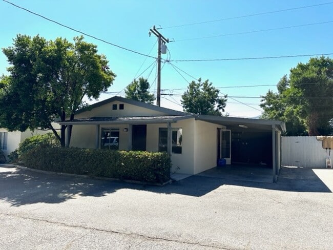 property at 2406 Fairway Ave