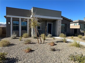 12488 Primrose Grv Ln in Las Vegas, NV - Building Photo - Building Photo