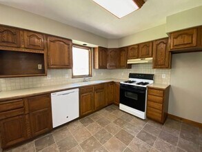 11418 E 59th St in Raytown, MO - Building Photo - Building Photo