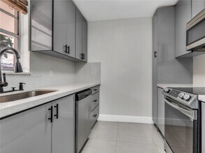 5229 SW 140th Pl in Miami, FL - Building Photo - Building Photo