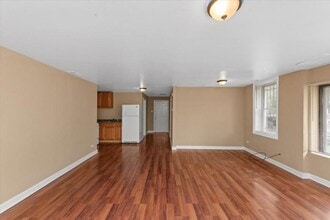 3000 S Kedvale Ave in Chicago, IL - Building Photo - Building Photo