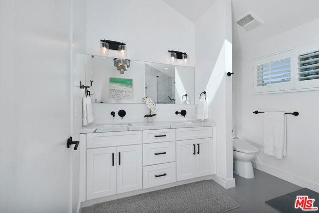 property at 2758 Burkshire Ave