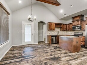 20575 Pioneer Dr in Harrah, OK - Building Photo - Building Photo