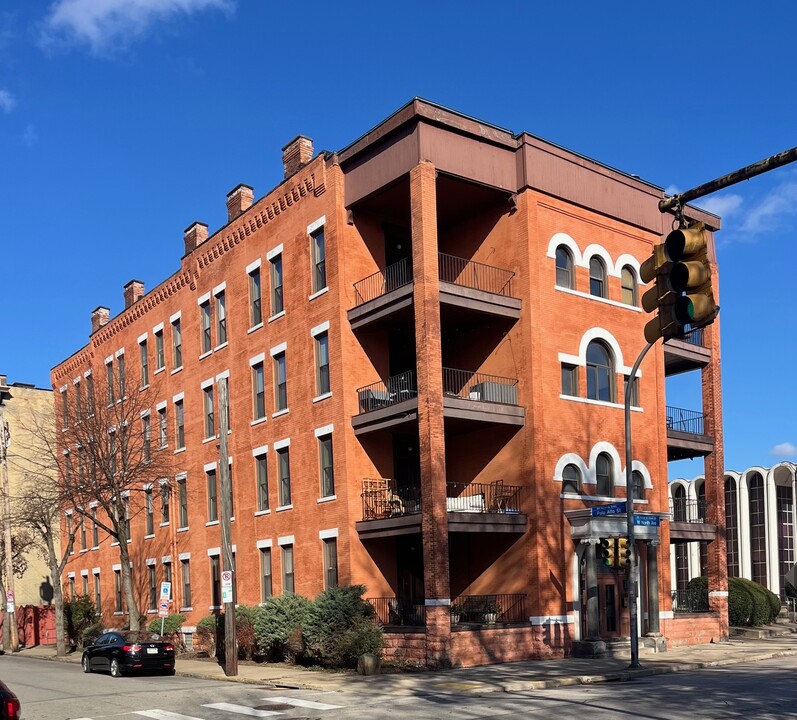 318 W North Ave, Unit G in Pittsburgh, PA - Building Photo