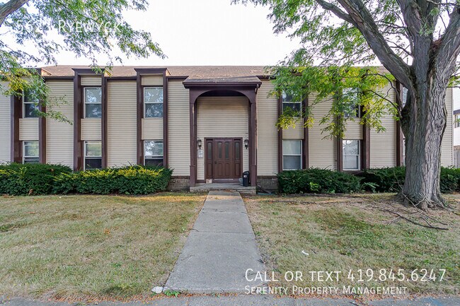 5623 Ryewyck Dr in Toledo, OH - Building Photo - Building Photo