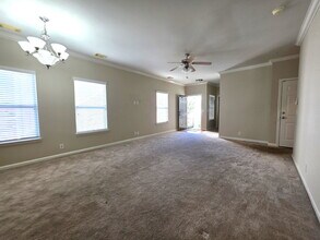 363 Harbor Village Dr in Nashville, TN - Foto de edificio - Building Photo